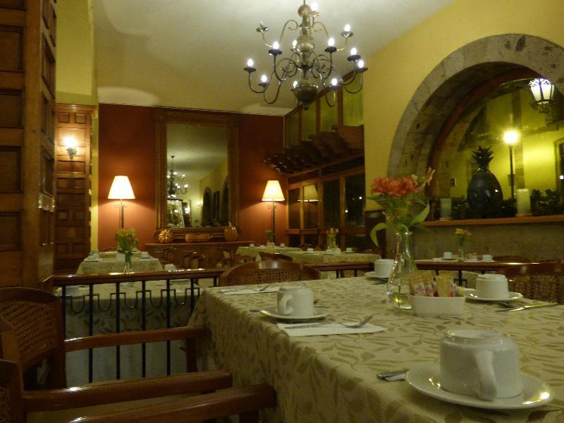 Hotel de Mendoza Guadalajara Buitenkant foto